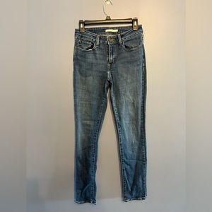 Levi’s Mid Rise Skinny Jeans‎